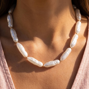 Pearlescent Barrel Bead And Gold Station Necklace