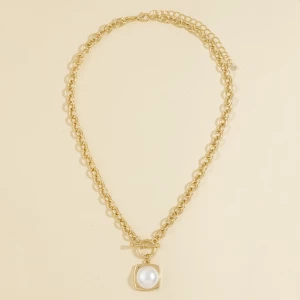 Chunky Chain Crystal Pendant Toggle Necklace
