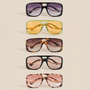 Large Square Lens Tortoise Frame Sunglasses Set
