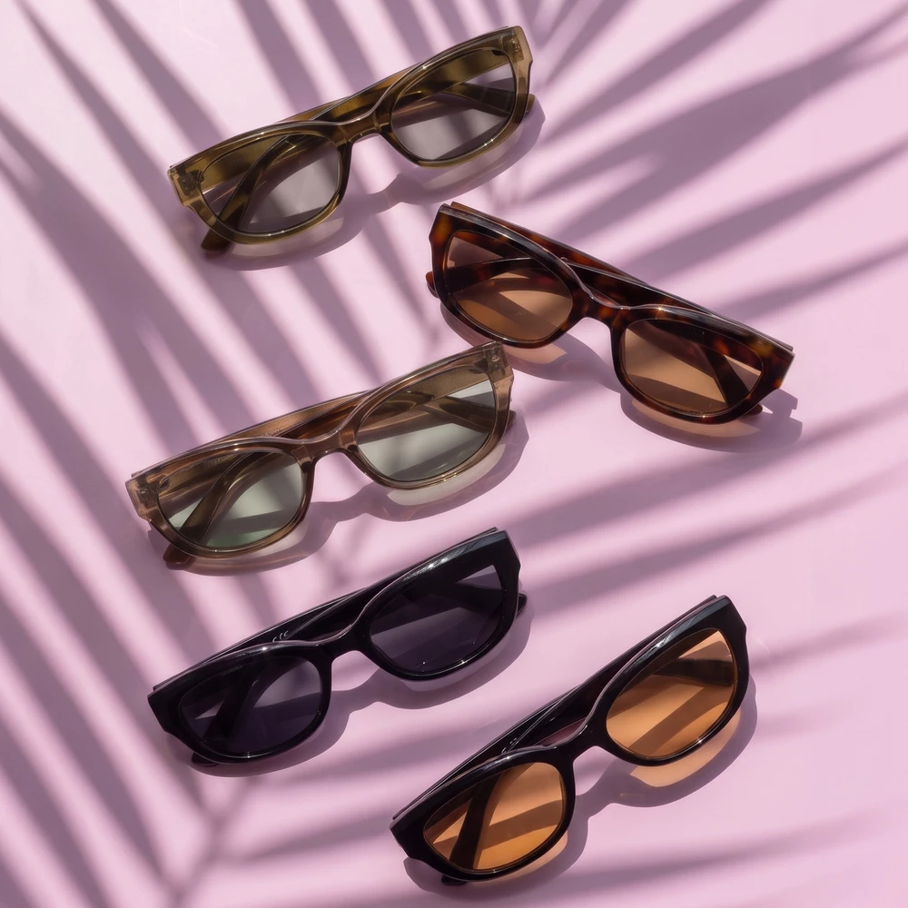 Retro Oval Cutout Bridge Tinted Sunglasses