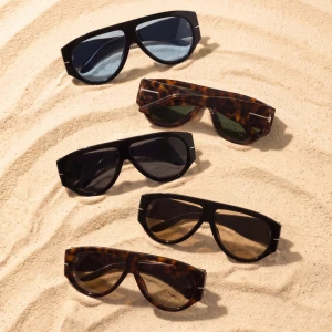 Bold Flat Top Chunky Shield Sunglasses