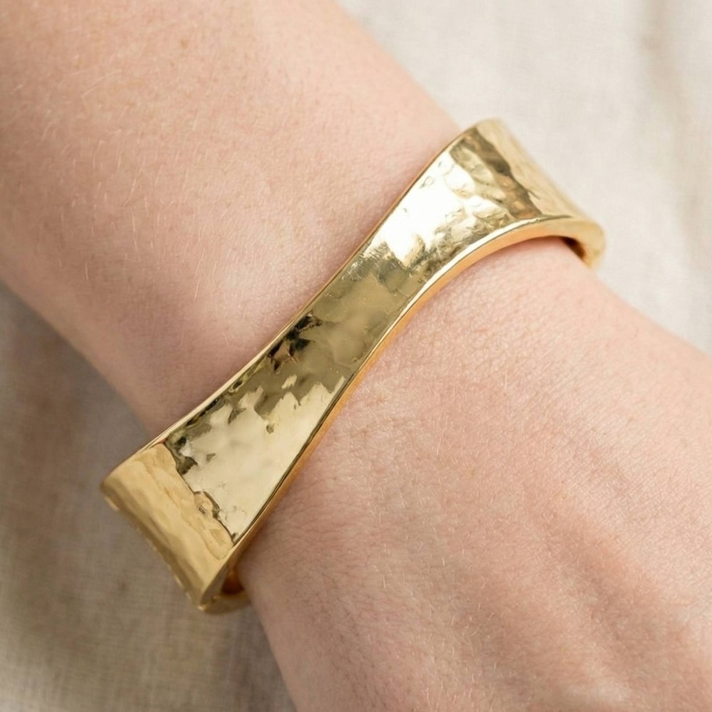 Sleek Sculptural Hinged Bangle Bracelet