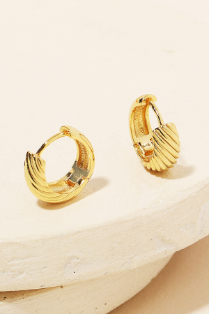 Mini Ribbed Texture Huggie Hoop Earrings