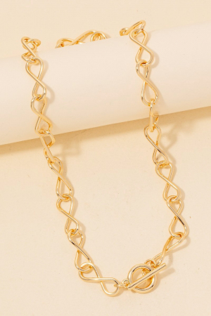 Metallic 8 Figure Toggle Classic Chain Necklace