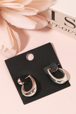 Curved Oval Cutout Hoop Earrings
