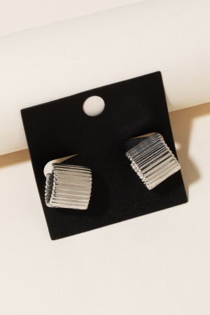 Gold Dipped Ribbed Wide Circle Hoop Earrings