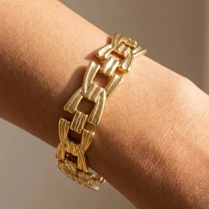Gold Dipped Ribbed Open Link Panel Bracelet