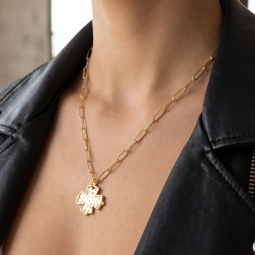 Gold Dipped Hammered Two Tone Clover Pendant Necklace