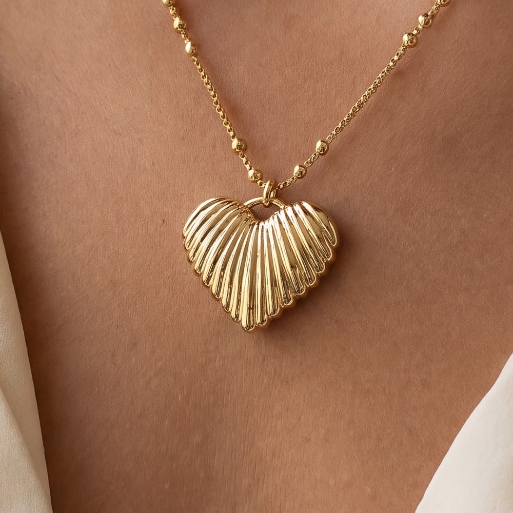 Gold Dipped Ridged Heart Pendant Necklace