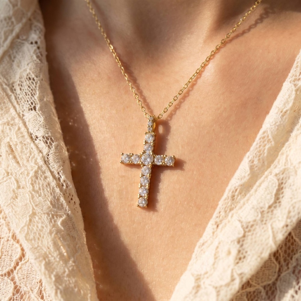 Cz Pavé Cross Pendant Necklace