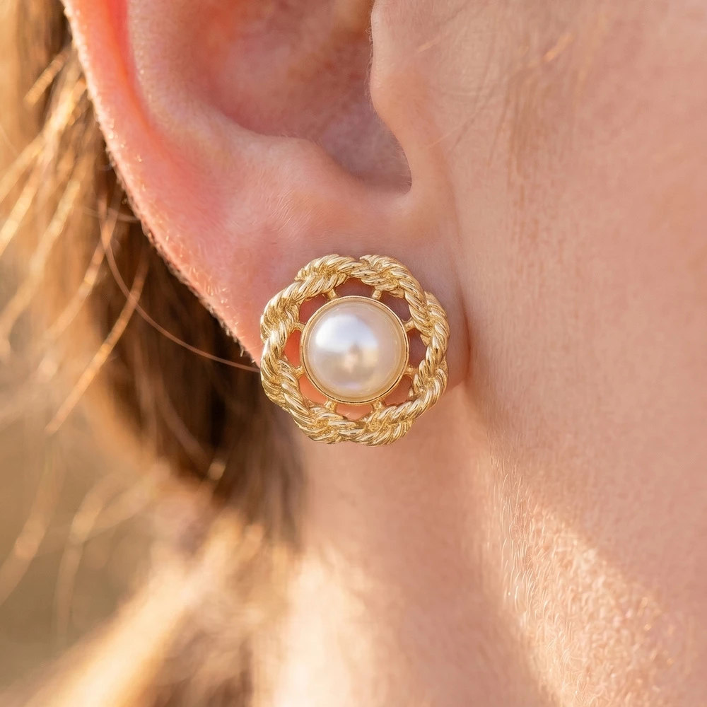 Pearl Stud With Rope Wreath Earrings