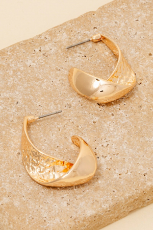 Metallic Twisted J Hoop Earrings