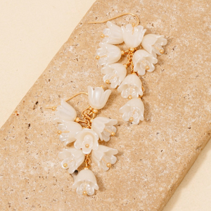 Pearl Flower Charms Chain Dangle Earrings