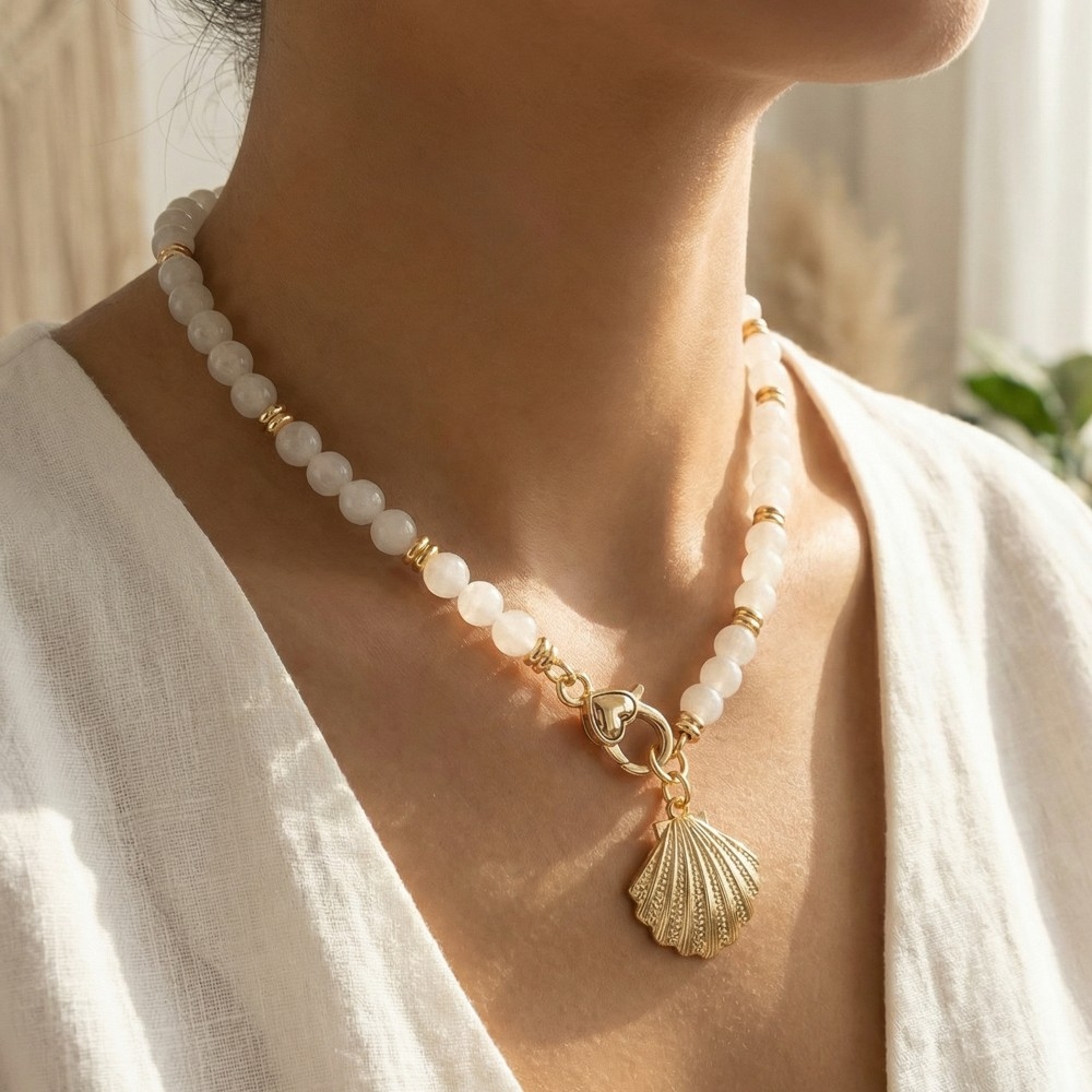 Sea Shell Charm And Heart Clasp Glass Beaded Necklace