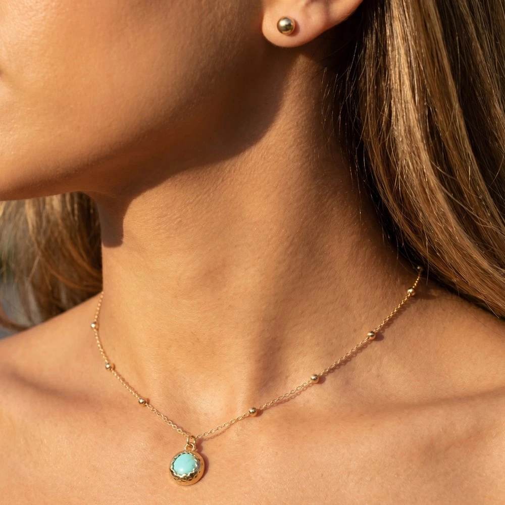 Metallic Set Stone Pendant Necklace Set