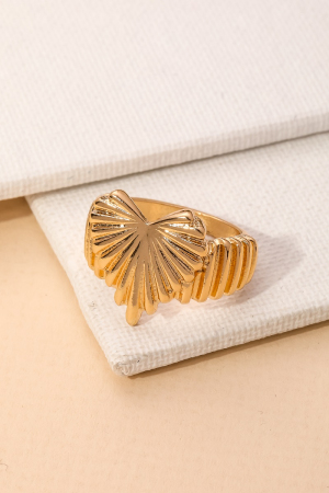 Ribbed Heart Statement Ring