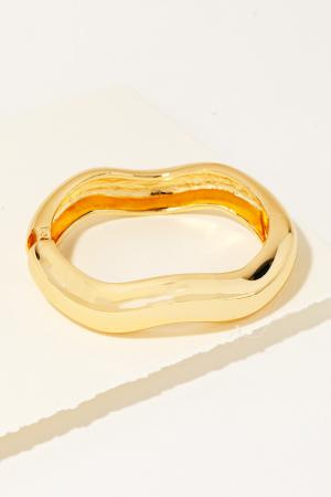 Metallic Wavy Bangle Bracelet