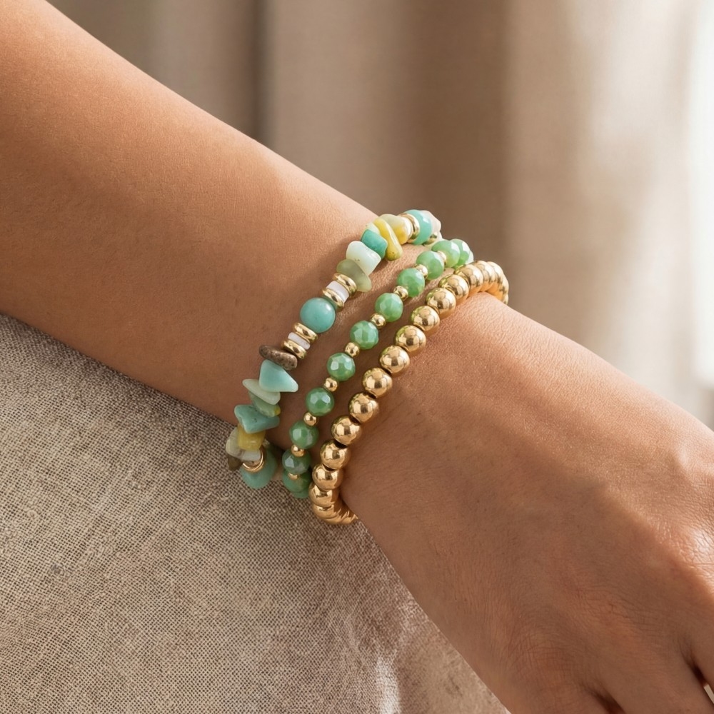 Chip Stones And Metallic Beaded Bracelet Set