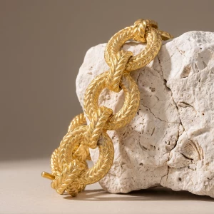 Wheat Textured Chunky Link Toggle Bracelet
