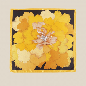 Large Blooming Flower Print Scarf