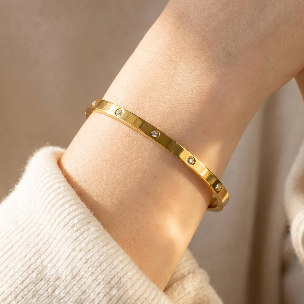 Stainless Steel Round Cz Station Bangle Bracelet