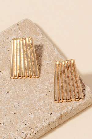 Ridged Rectangle Shield Stud Earrings