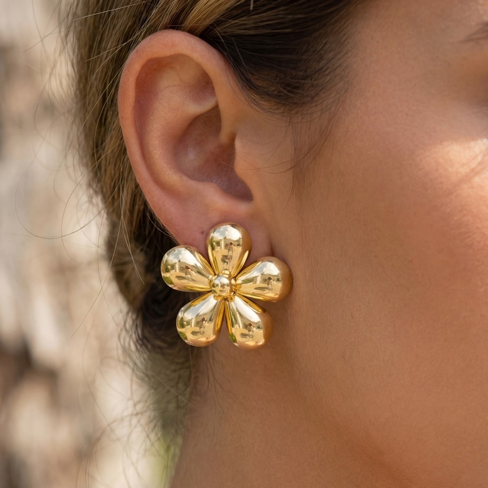 Metallic 5 Petal Flower Stud Earrings