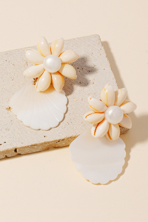 Puka Shell Flower And Seashell Dangle Earrings