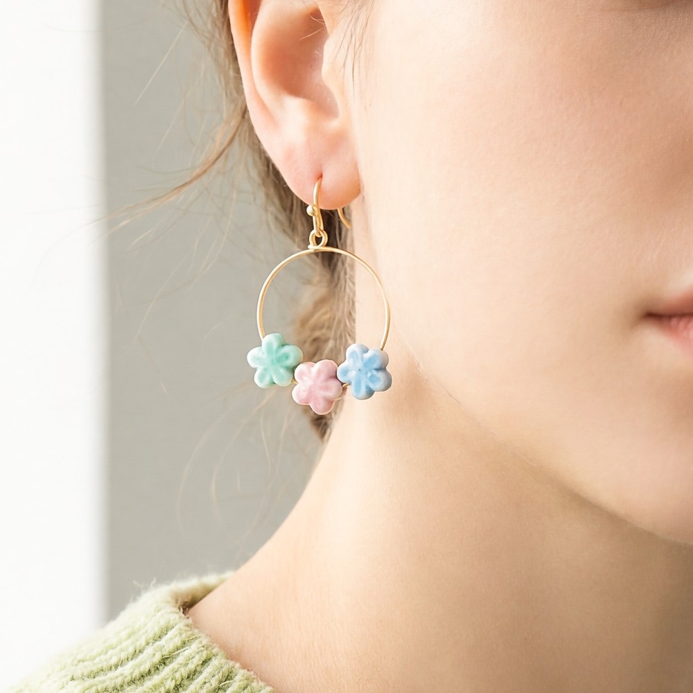 Resin Flower Hoop Drop Earrings