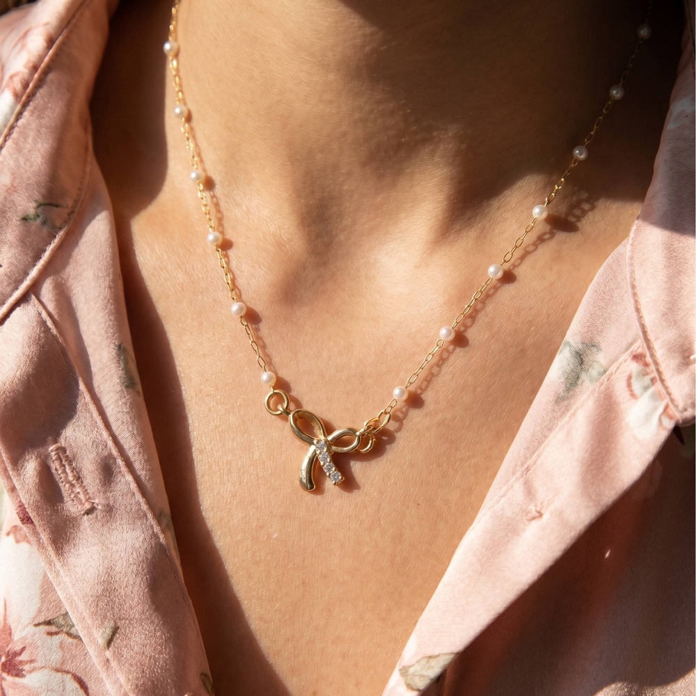Freshwater Pearl Station Bow Pendant Necklace