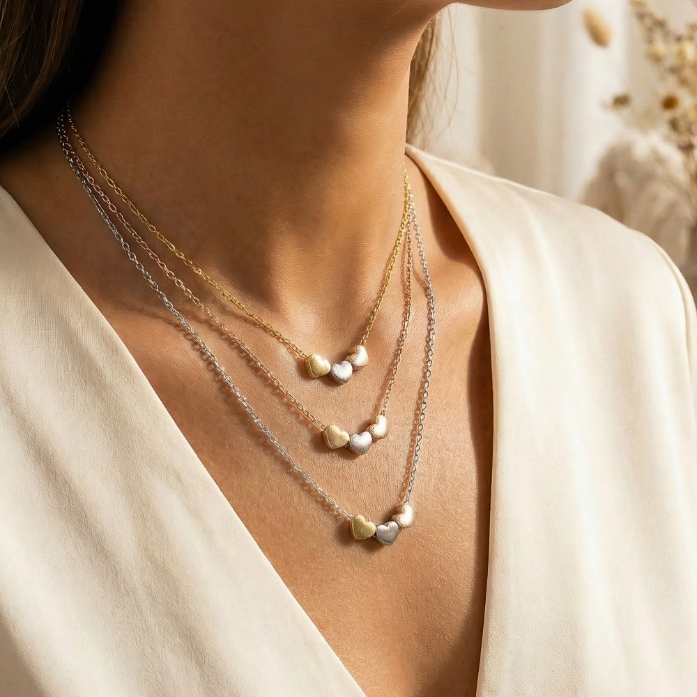 Dainty Three Heart Pendant Necklace