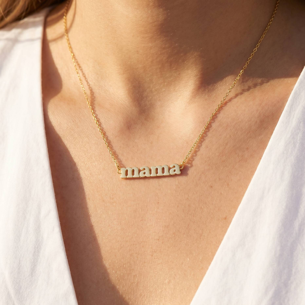 Dainty Mama Script Nameplate Chain Necklace