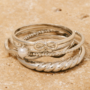 5Pc Bow And Pearl Mixed Band Rings Set