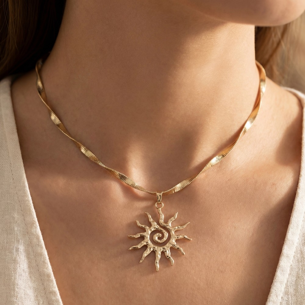 Spiral Sun Pendant Choker Necklace