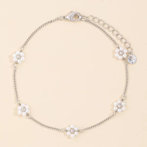 Pearl Daisy Flower Station Chain Bracelet
