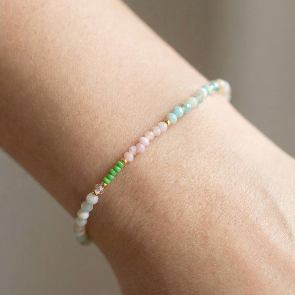 Mixed Faceted Glass Seed Beaded Elastic Bracelet