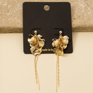 Metallic Flower Petals And Chain Dangle Earrings
