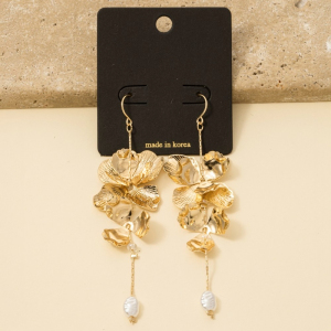 Layered Metallic Flowers And Pearl Dangle Earrings