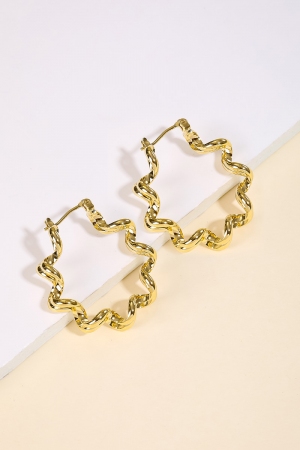 Layered Twisted Latch Hoop Fashion Earrings