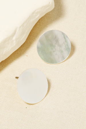 Shell Disc Stud Earrings