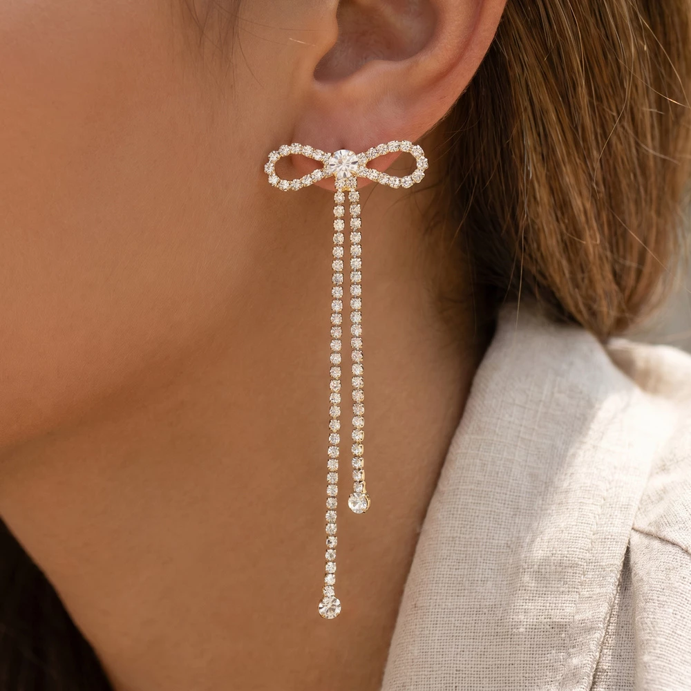 Rhinestone Figure 8 Bow Chain Drop Earrings