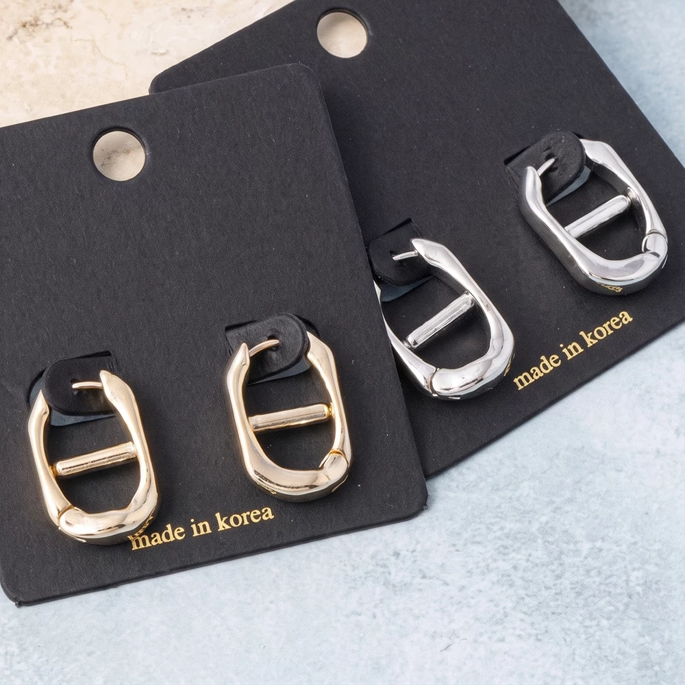 Mariner Link Oval Huggie Hoop Earrings