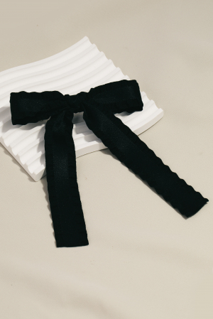 Wavy Bow Tail Hair Clip