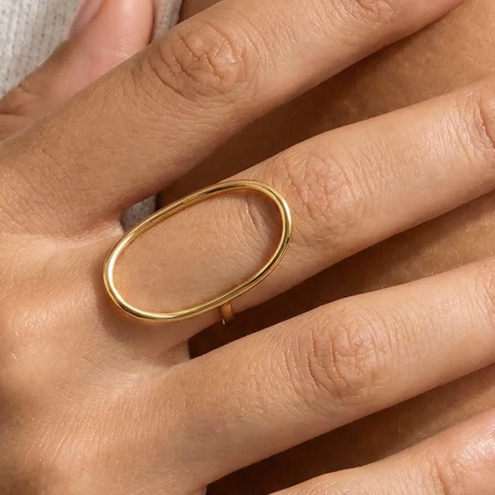 Curved Oval Minimalist Ring