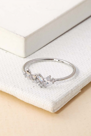 Rhinestone Form Smooth Fashion Ring