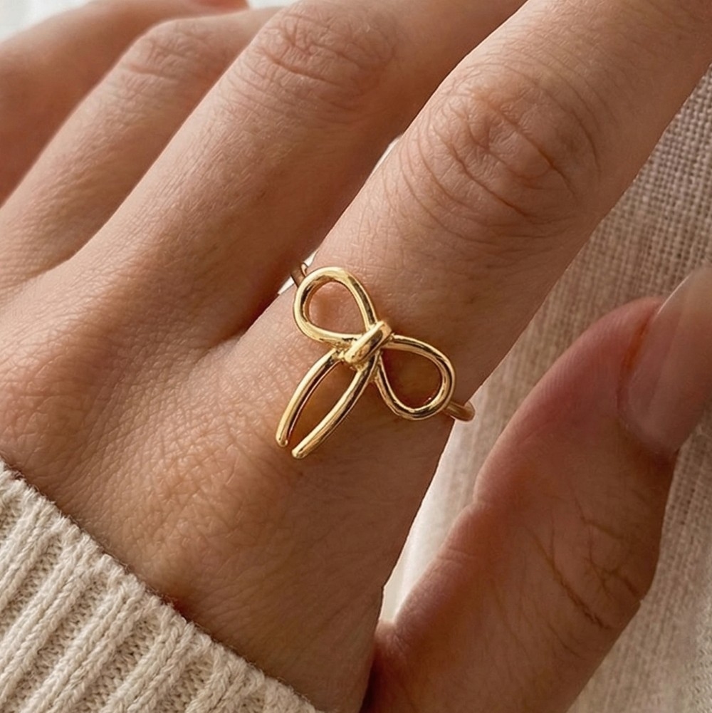 Metallic Ribbon Bow Wire Metallic Band Ring