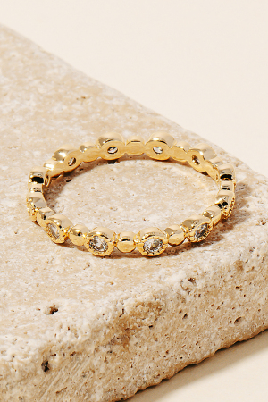 Mini Round Rhinestone Station Band Ring