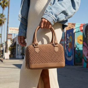 Jelly Bead Mesh Hand Bag