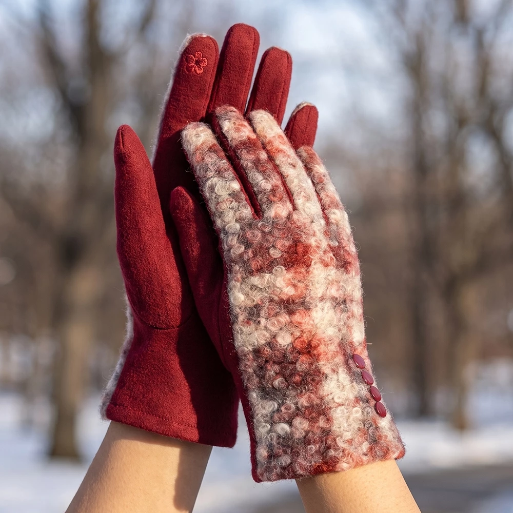 Boucle Plaid Touchscreen Gloves
