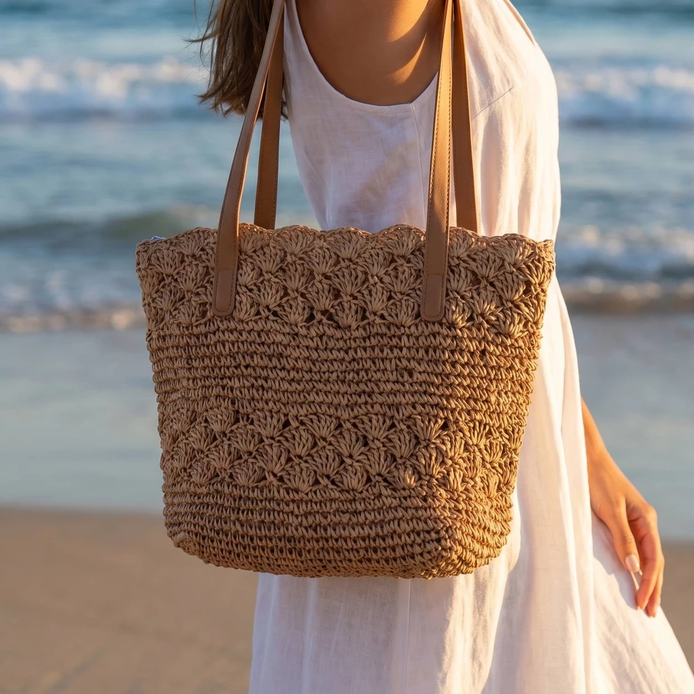 Straw Shell Stitch Woven Shoulder Tote Bag